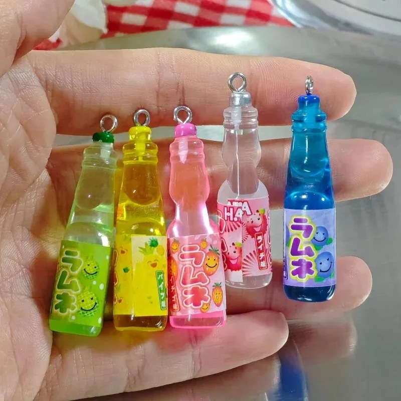 10Pcs 작은 소다병 레진 참 장식품 귀여운 음료병  - Resin Art Accessories 리뷰 및 가격